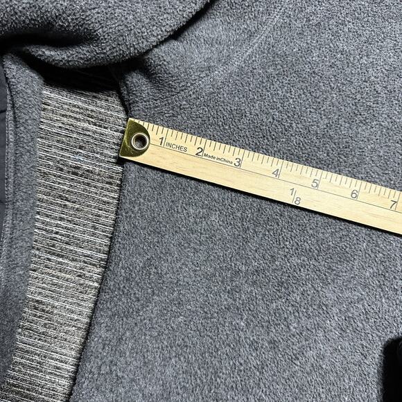 Fjall Raven Men's L Gray 1/4 Snap Button Ovik Fleece Sweater 81469 - Picture 9 of 15